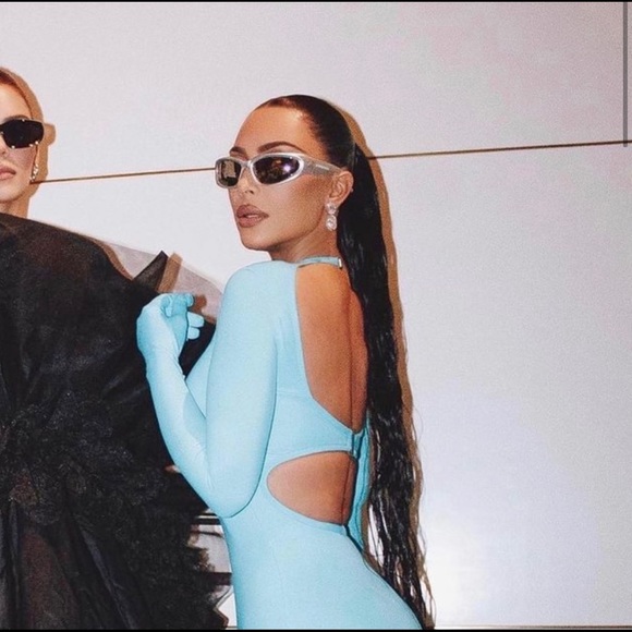 Authentic Balenciaga METAL RECTANGULAR SUNGLASSES IN SILVER New With Tags - Picture 2 of 16